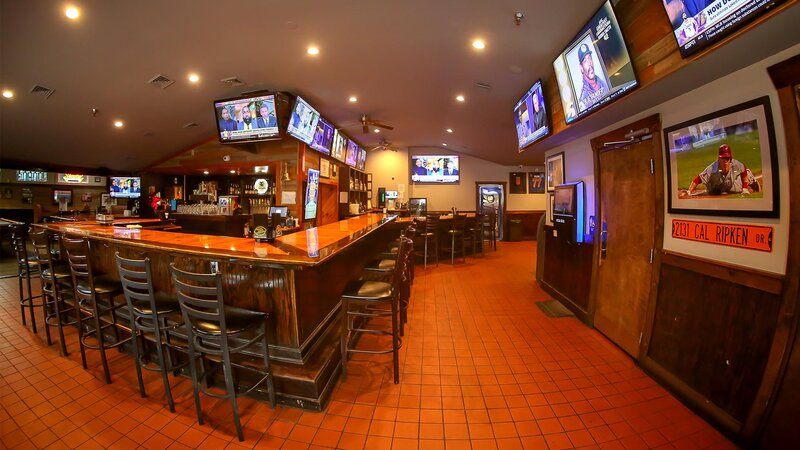 Sidelines Sports Bar & Grill - Gallery Photo 5
